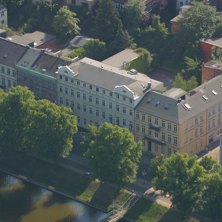 Hotel Niederlaendischer Hof Шверин Экстерьер фото