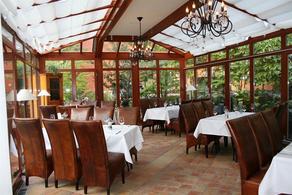 Hotel Niederlaendischer Hof Шверин Ресторан фото